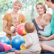 Settling-in sessions, where parents initially accompany little ones, are a great way for children to feel more at home and reassured.
