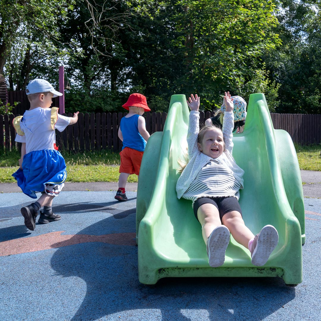 Arrange a guided tour of Little Acorns Nursery.